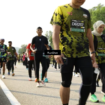 Runner Photo 6989549