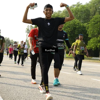 Runner Photo 6989588