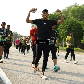 Runner Photo 6989589