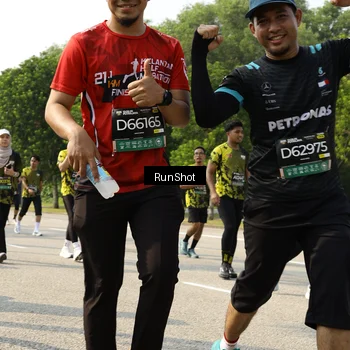 Runner Photo 6989612