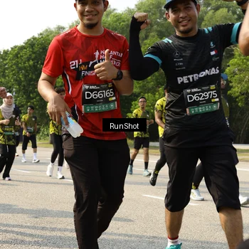 Runner Photo 6989614