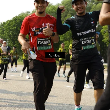 Runner Photo 6989615