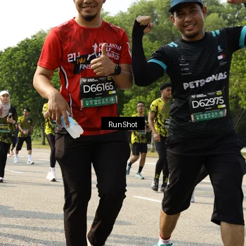 Runner Photo 6989616