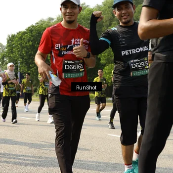 Runner Photo 6989617