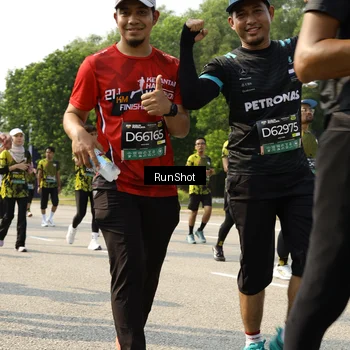 Runner Photo 6989621