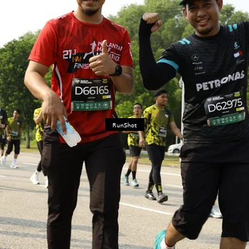 Runner Photo 6989645