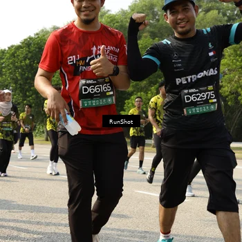 Runner Photo 6989704