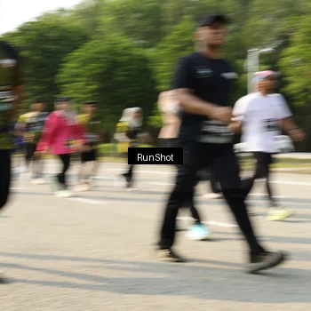 Runner Photo 6989724