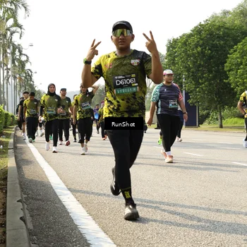 Runner Photo 6989743