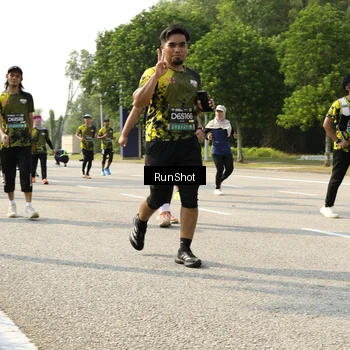 Runner Photo 6989777