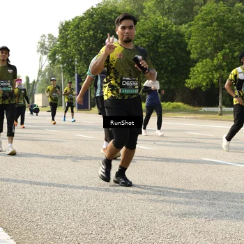 Runner Photo 6989799