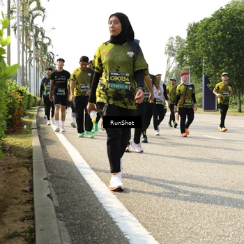 Runner Photo 6989833