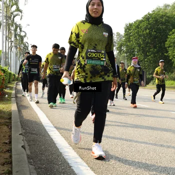 Runner Photo 6989834