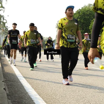 Runner Photo 6989850