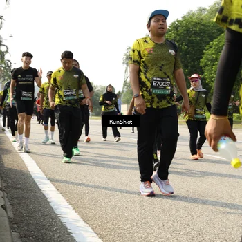 Runner Photo 6989862