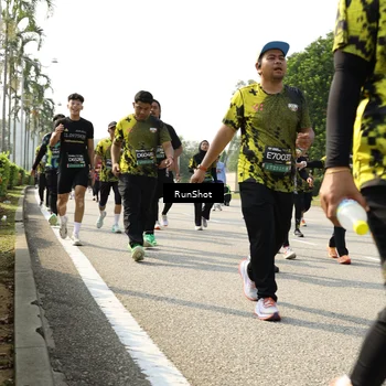 Runner Photo 6989864