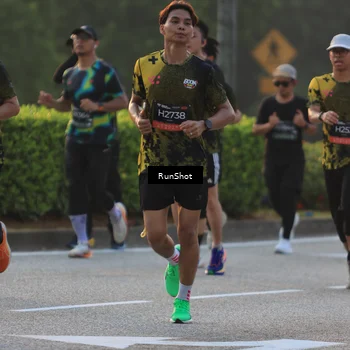 Runner Photo 6991491