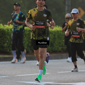 Runner Photo 6991500