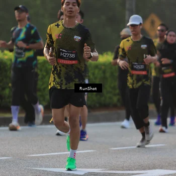 Runner Photo 6991506