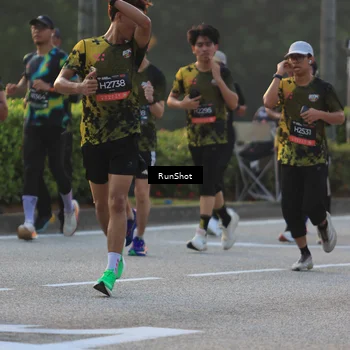 Runner Photo 6991510