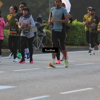 Runner Photo 6991511