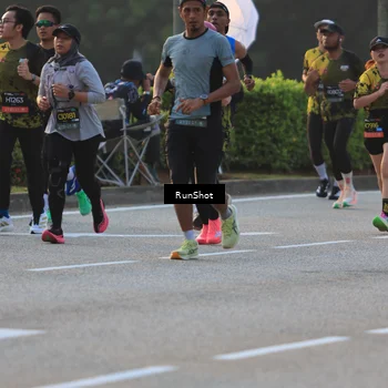 Runner Photo 6991512