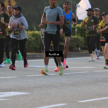 Runner Photo 6991514