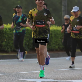 Runner Photo 6991523