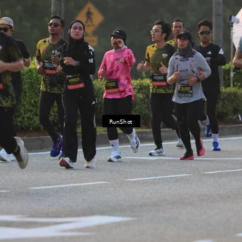 Runner Photo 6991527