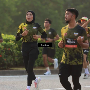 Runner Photo 6991583