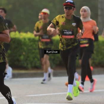 Runner Photo 6991618