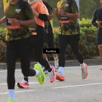 Runner Photo 6991642