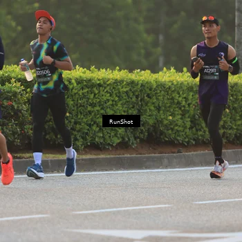 Runner Photo 6991648