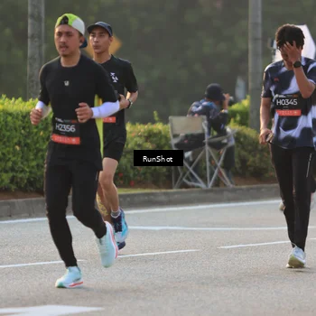 Runner Photo 6991660