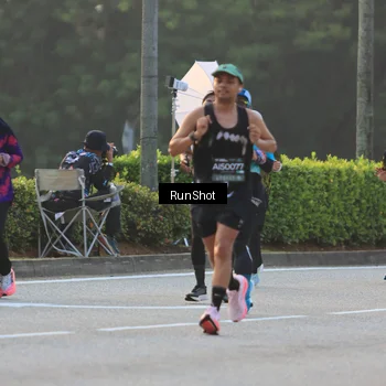 Runner Photo 6991676