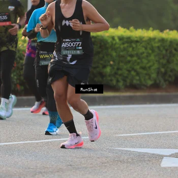 Runner Photo 6991706