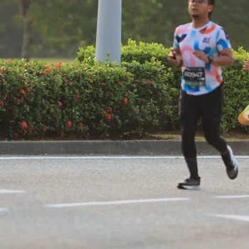 Runner Photo 6991726