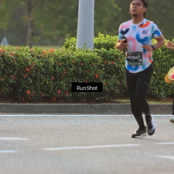 Runner Photo 6991728