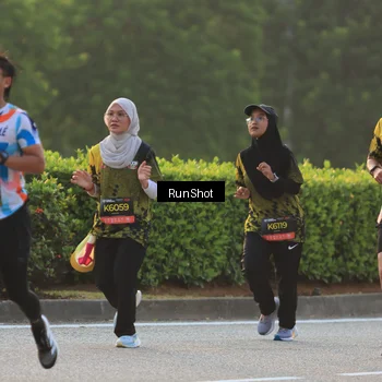 Runner Photo 6991731
