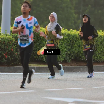 Runner Photo 6991732