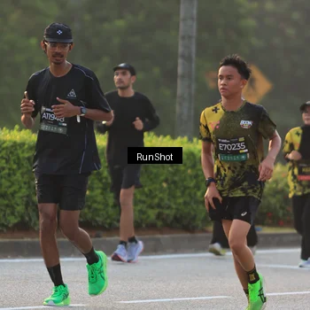 Runner Photo 6991781