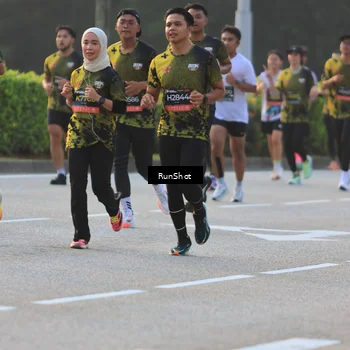 Runner Photo 6991809