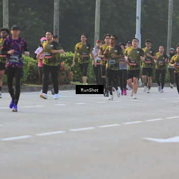 Runner Photo 6991818
