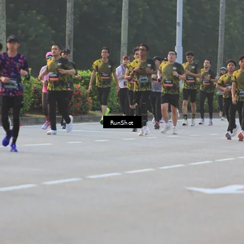 Runner Photo 6991820