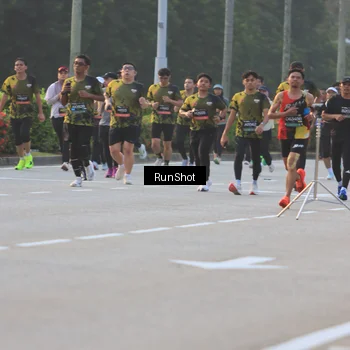 Runner Photo 6991829