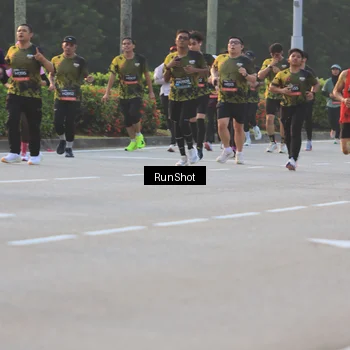 Runner Photo 6991834