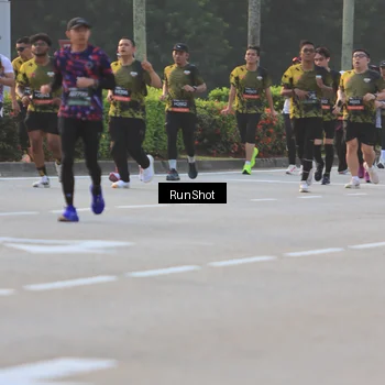 Runner Photo 6991836