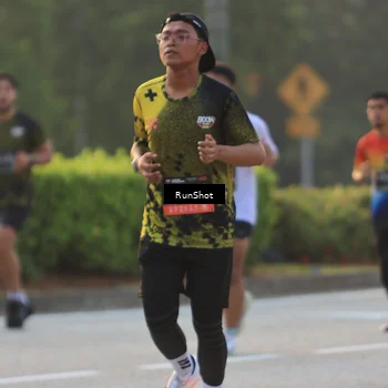 Runner Photo 6991858