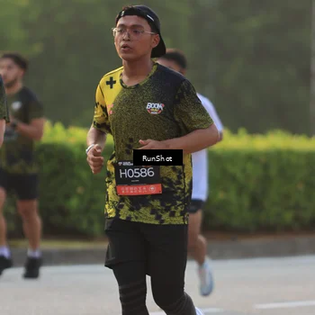 Runner Photo 6991870
