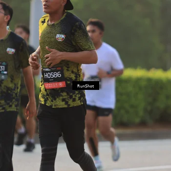 Runner Photo 6991874